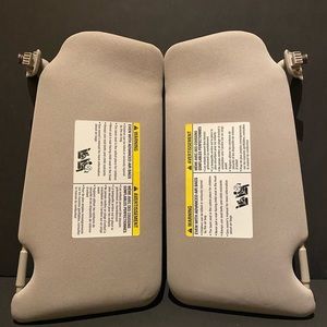 2007 - 2012 Nissan Altima Grey Sun Visor Lighted Sedan 4 Door OEM Set #1